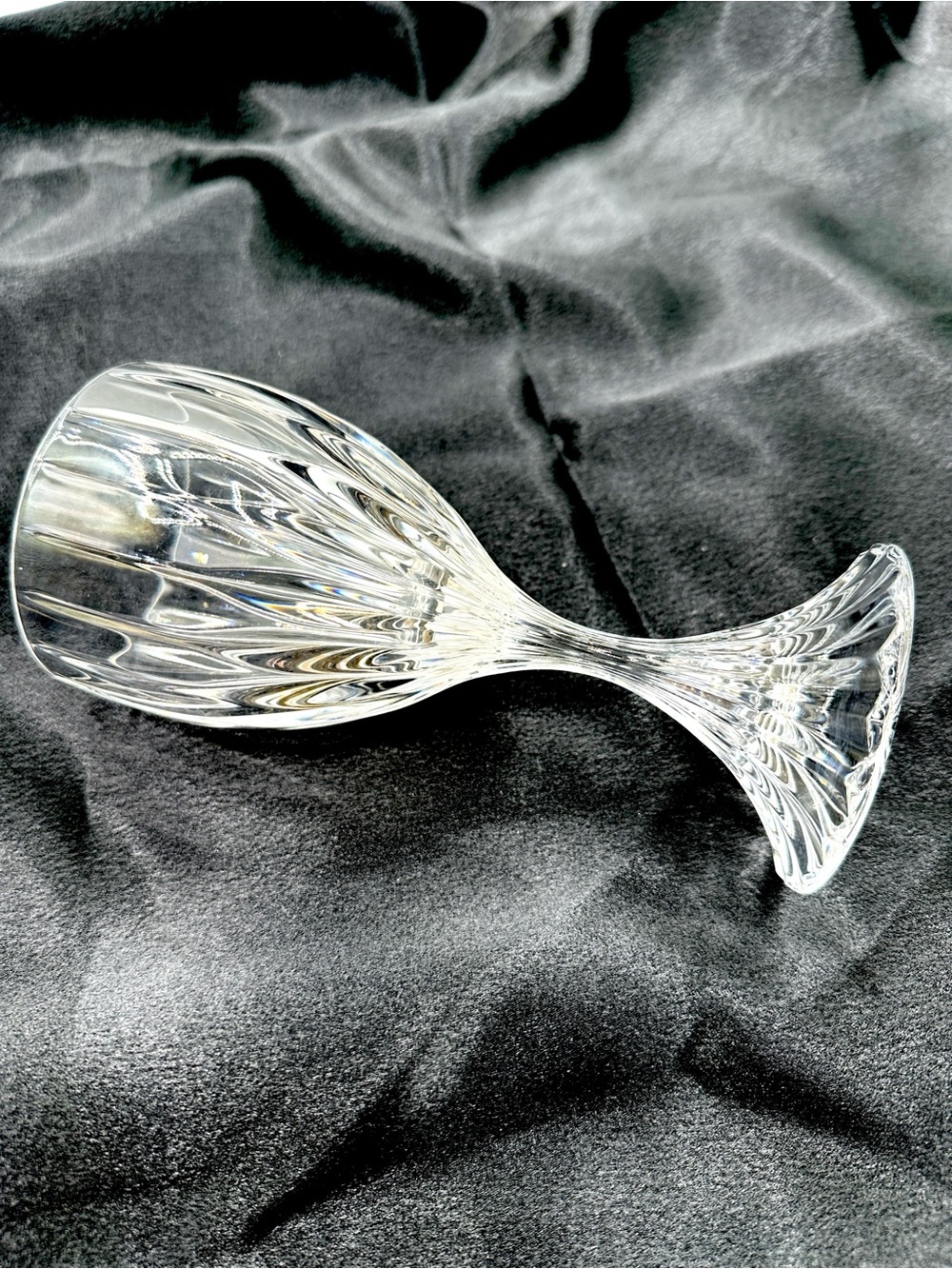 Mikasa Park Lane Crystal Wine Goblet. Made in Germany.